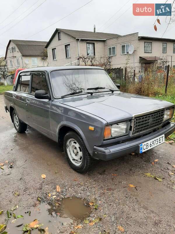 Седан ВАЗ / Lada 2107 2007 в Нежине