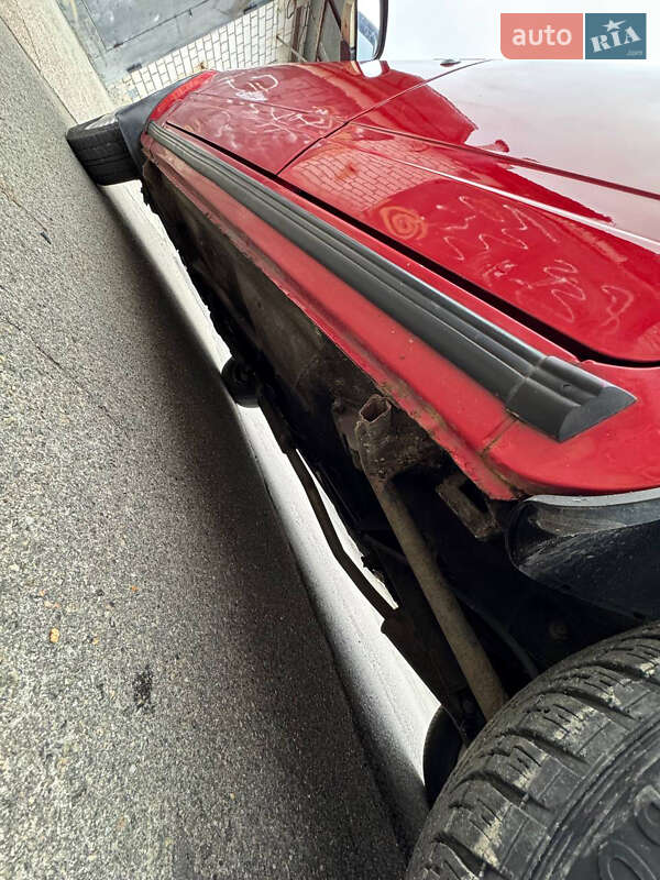 Седан ВАЗ / Lada 2107 1993 в Киеве