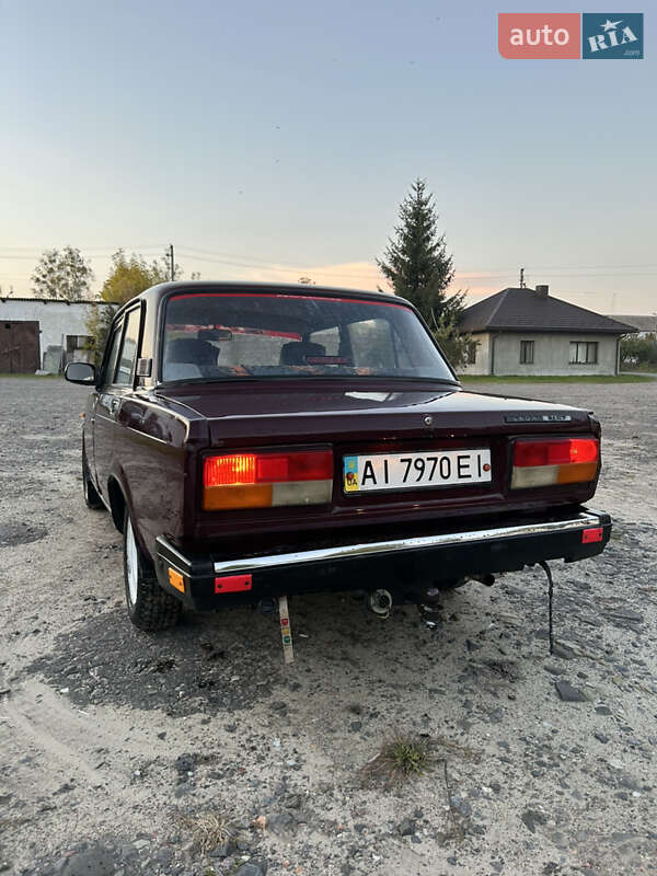 Седан ВАЗ / Lada 2107 2005 в Камені-Каширському