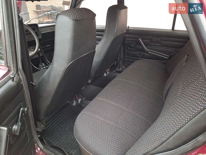 Седан ВАЗ / Lada 2107 2004 в Черкассах фото 17 Седан ВАЗ / Lada 2107 2004 в Черкассах