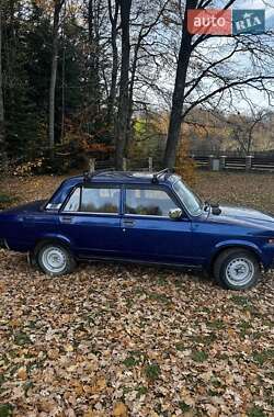 Седан ВАЗ 2107 2006 в Чернівцях