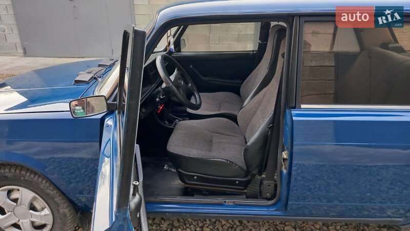 Седан ВАЗ / Lada 2107 2002 в Чорткове