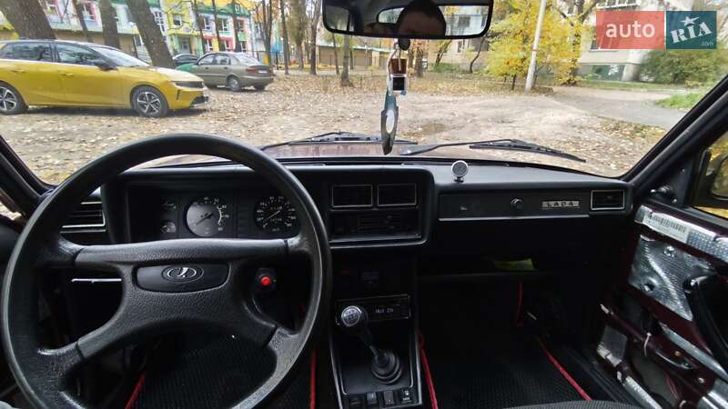 Седан ВАЗ / Lada 2107 2008 в Киеве