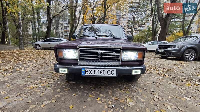 Седан ВАЗ / Lada 2107 2008 в Киеве