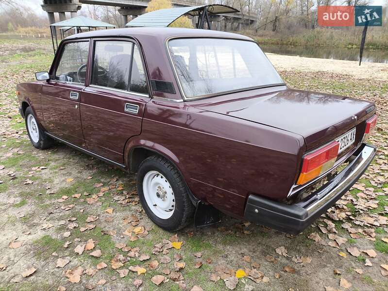Седан ВАЗ / Lada 2107 2006 в Кобеляках