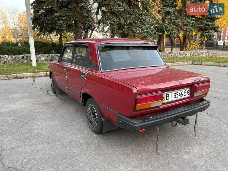 Седан ВАЗ / Lada 2107 2006 в Кременчуге фото 4 Седан ВАЗ / Lada 2107 2006 в Кременчуге