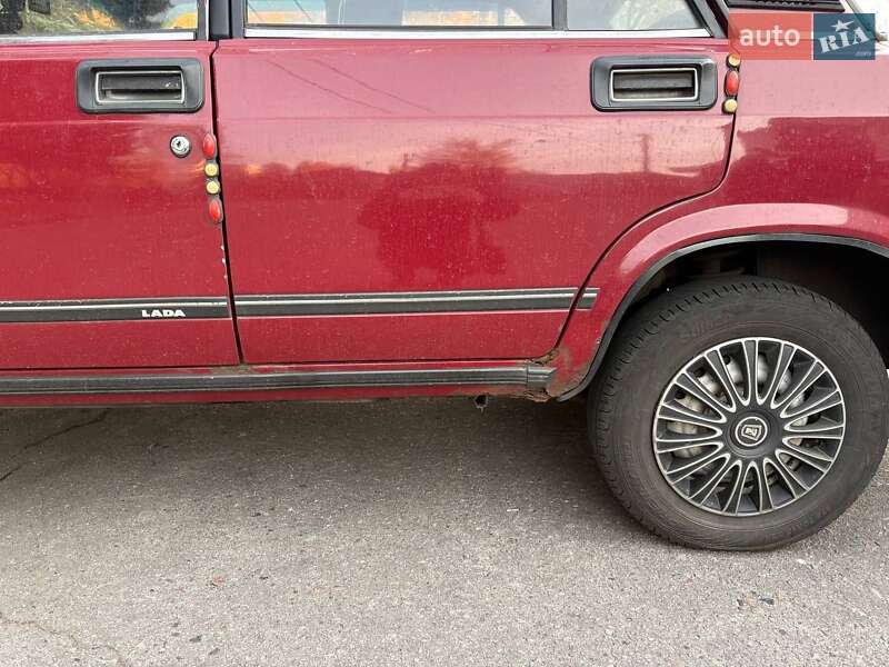 Седан ВАЗ / Lada 2107 2006 в Кременчуге фото 9 Седан ВАЗ / Lada 2107 2006 в Кременчуге