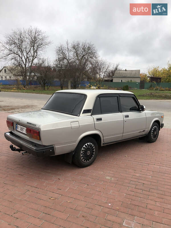 Седан ВАЗ / Lada 2107 2007 в Кременчуге фото 10 Седан ВАЗ / Lada 2107 2007 в Кременчуге