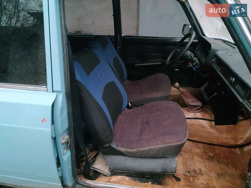 Седан ВАЗ / Lada 2107 1989 в Калуше