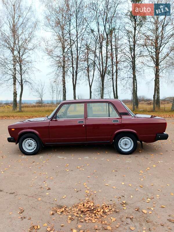 Седан ВАЗ / Lada 2107 2007 в Тростянце