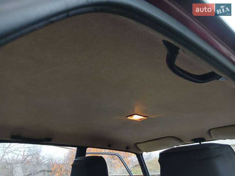 Седан ВАЗ / Lada 2107 2001 в Днепре