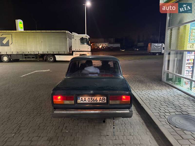 Седан ВАЗ / Lada 2107 2005 в Киеве фото 7 Седан ВАЗ / Lada 2107 2005 в Киеве