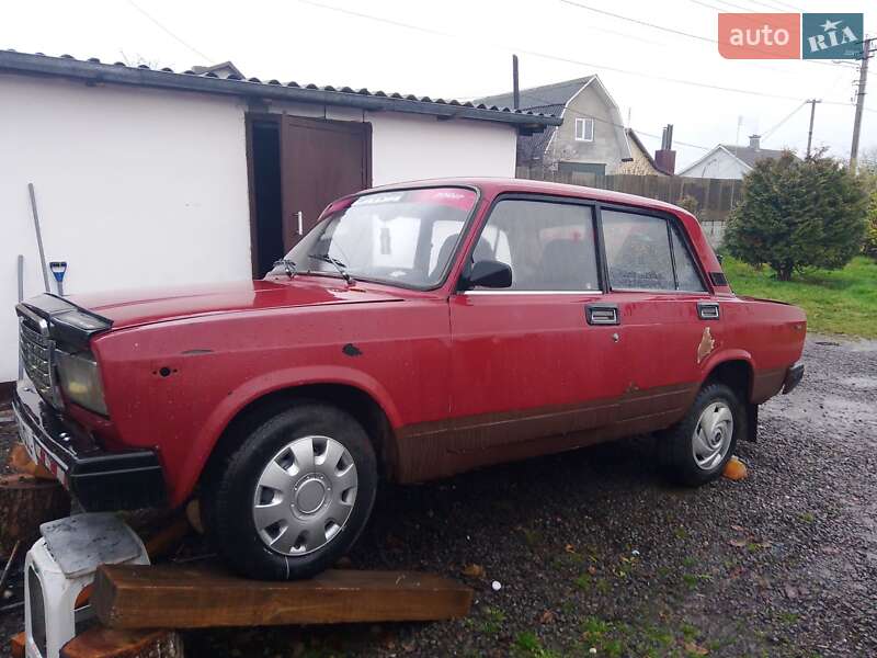 Седан ВАЗ / Lada 2107 1993 в Ровно фото 13 Седан ВАЗ / Lada 2107 1993 в Ровно