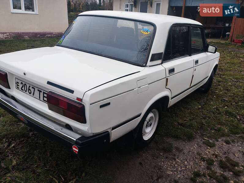 Седан ВАЗ / Lada 2107 1989 в Теребовле