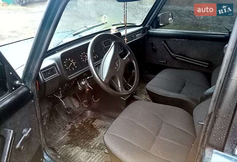 Седан ВАЗ / Lada 2107 2001 в Охтирці