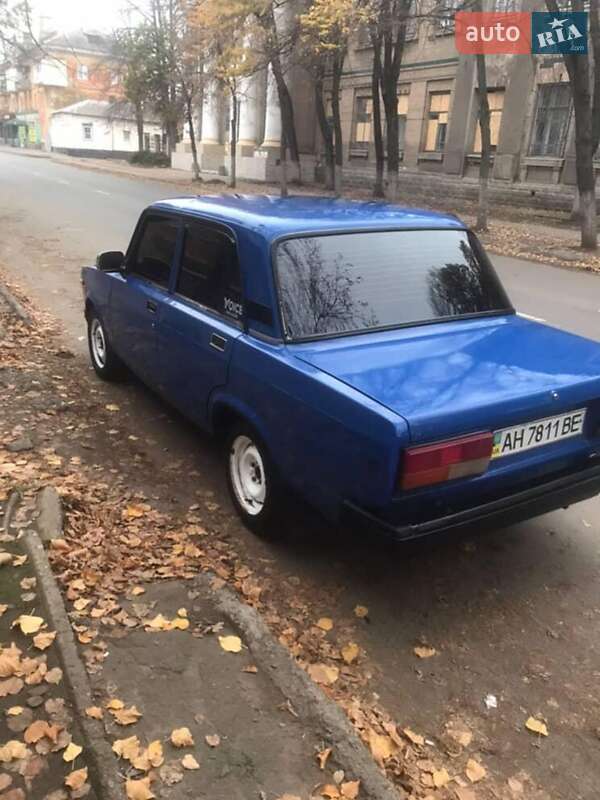 Седан ВАЗ / Lada 2107 2006 в Славянске