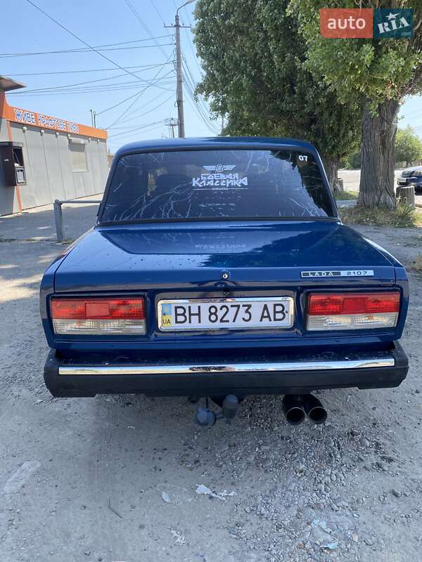 Седан ВАЗ / Lada 2107 2004 в Одессе фото 3 Седан ВАЗ / Lada 2107 2004 в Одессе