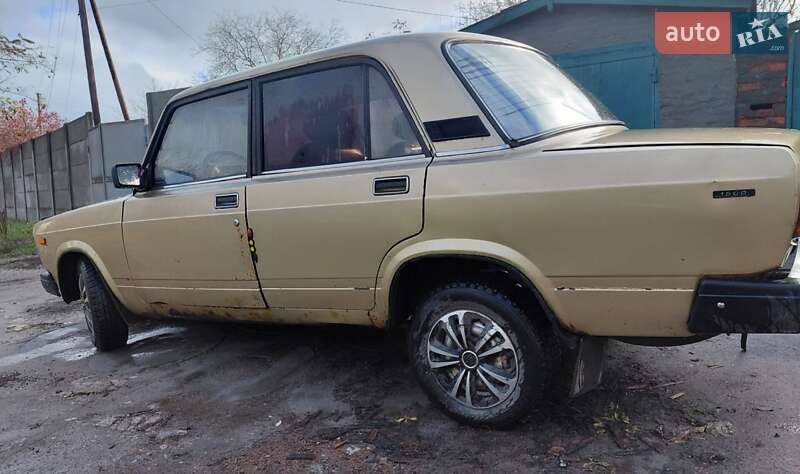 Седан ВАЗ / Lada 2107 1987 в Харькове фото 4 Седан ВАЗ / Lada 2107 1987 в Харькове