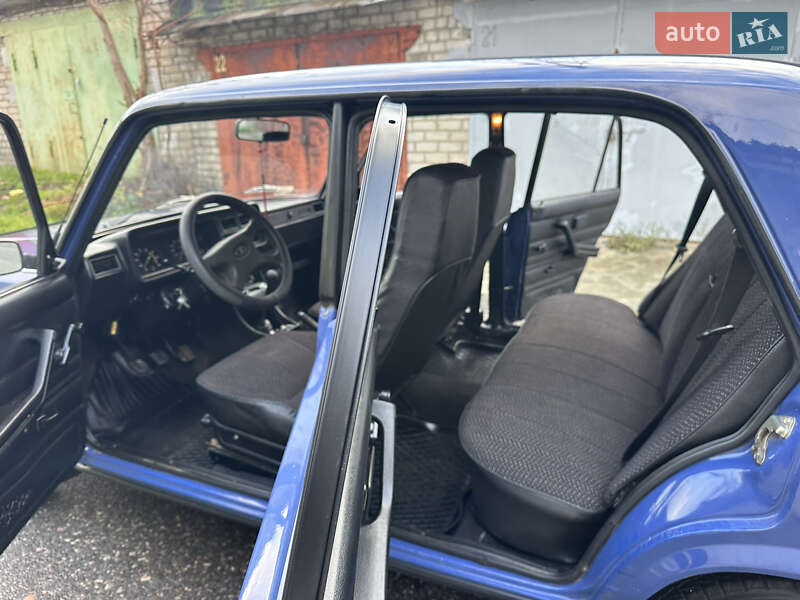 Седан ВАЗ / Lada 2107 2003 в Николаеве фото 42 Седан ВАЗ / Lada 2107 2003 в Николаеве