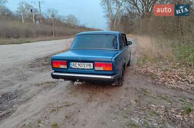 Седан ВАЗ / Lada 2107 2004 в Дніпрі