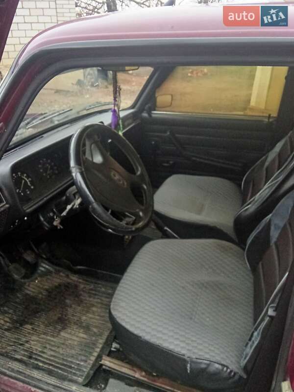Седан ВАЗ / Lada 2107 2004 в Джулинке фото 5 Седан ВАЗ / Lada 2107 2004 в Джулинке
