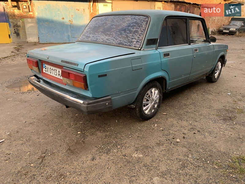 Седан ВАЗ / Lada 2107 2004 в Хмельницькому фото 3 Седан ВАЗ / Lada 2107 2004 в Хмельницькому