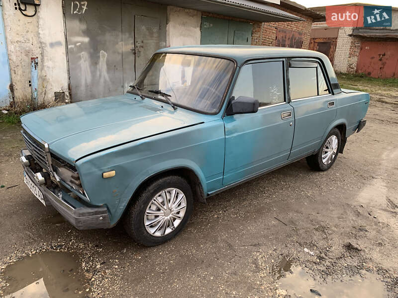 Седан ВАЗ / Lada 2107 2004 в Хмельницькому фото 5 Седан ВАЗ / Lada 2107 2004 в Хмельницькому