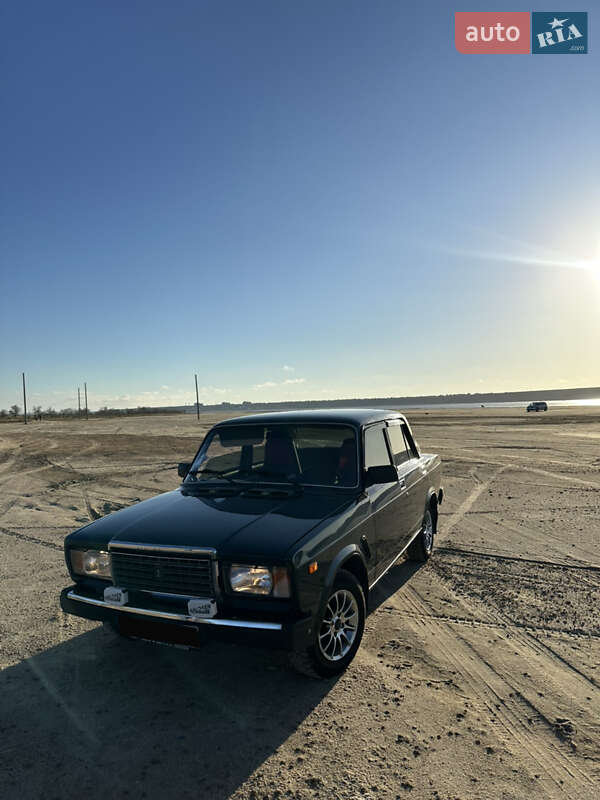 Седан ВАЗ / Lada 2107 2007 в Одесі фото Седан ВАЗ / Lada 2107 2007 в Одесі
