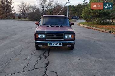 Седан ВАЗ 2107 1996 в Горишних Плавнях