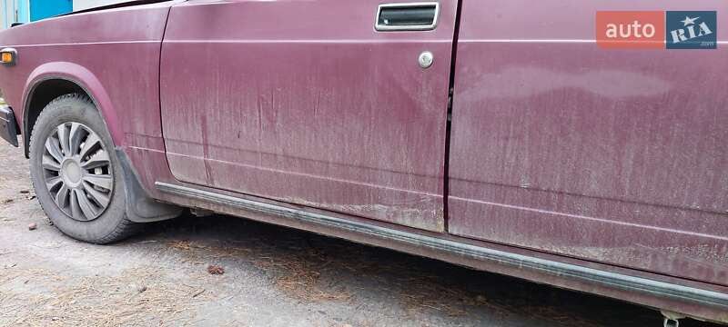 Седан ВАЗ / Lada 2107 1996 в Горишних Плавнях фото 17 Седан ВАЗ / Lada 2107 1996 в Горишних Плавнях