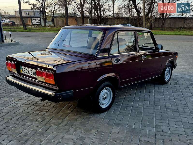 Седан ВАЗ / Lada 2107 2006 в Новомосковске