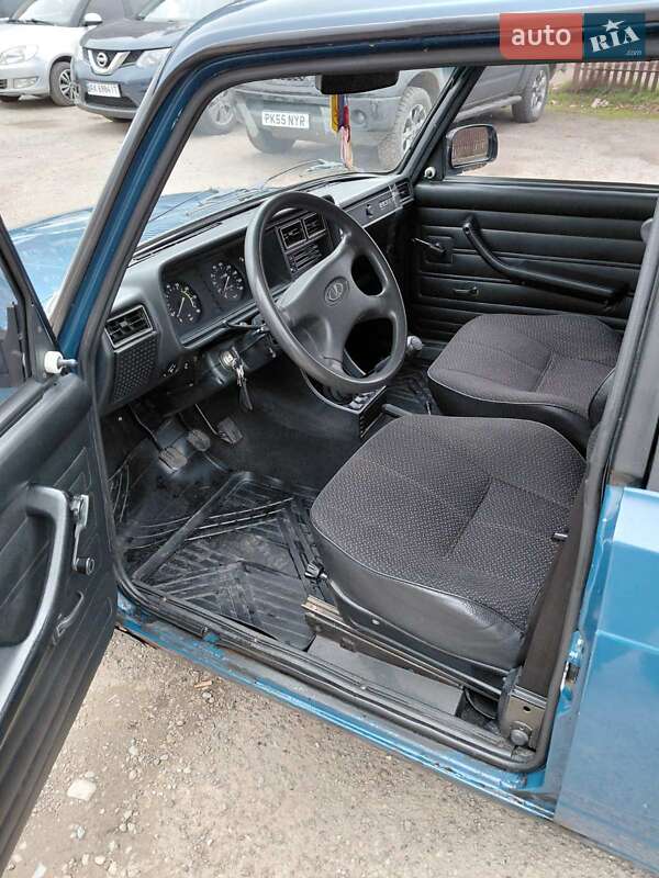 Седан ВАЗ / Lada 2107 2005 в Івано-Франківську