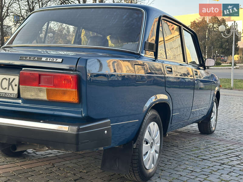 Седан ВАЗ / Lada 2107 2008 в Тульчине фото 9 Седан ВАЗ / Lada 2107 2008 в Тульчине