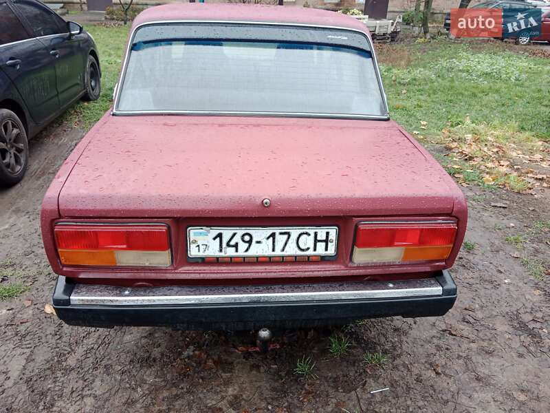Седан ВАЗ / Lada 2107 2003 в Ромнах