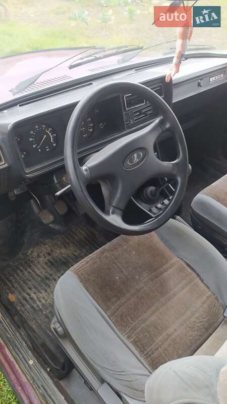 Седан ВАЗ / Lada 2107 2002 в Володимирці фото 5 Седан ВАЗ / Lada 2107 2002 в Володимирці