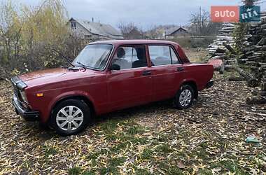 Седан ВАЗ 2107 2002 в Звягеле