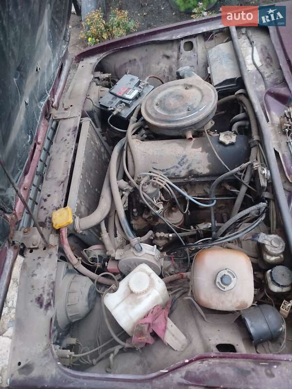 Седан ВАЗ / Lada 2107 2005 в Кривом Роге фото 3 Седан ВАЗ / Lada 2107 2005 в Кривом Роге