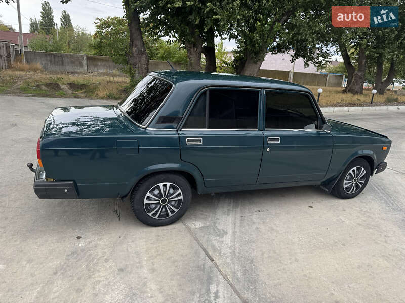 Седан ВАЗ / Lada 2107 2008 в Білгороді-Дністровському фото 22 Седан ВАЗ / Lada 2107 2008 в Білгороді-Дністровському