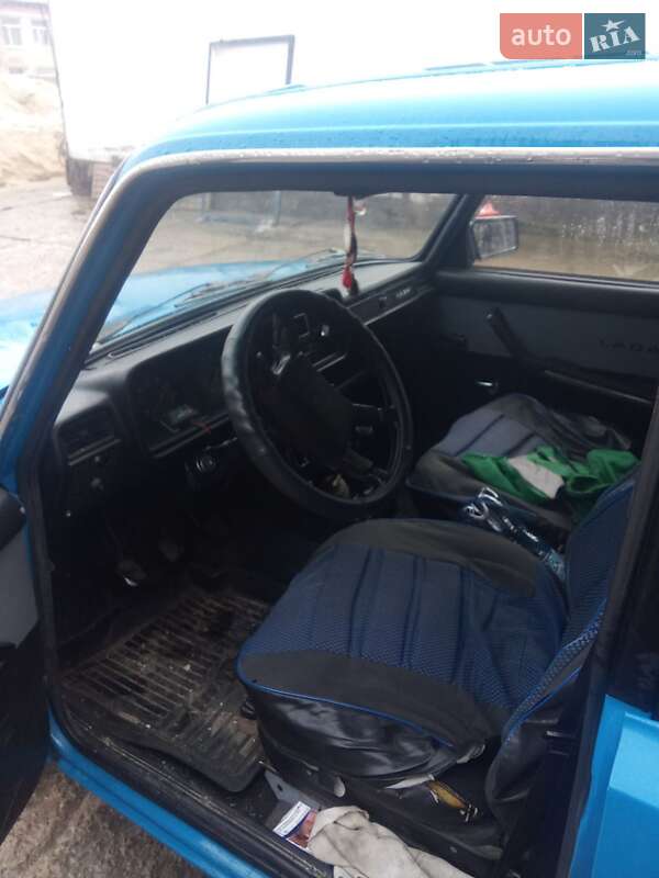 Седан ВАЗ / Lada 2107 1989 в Аулях