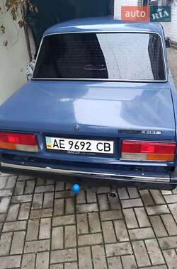 Седан ВАЗ / Lada 2107 2005 в Днепре
