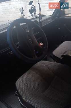 Седан ВАЗ / Lada 2107 2005 в Днепре