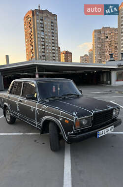 Седан ВАЗ / Lada 2107 2008 в Киеве