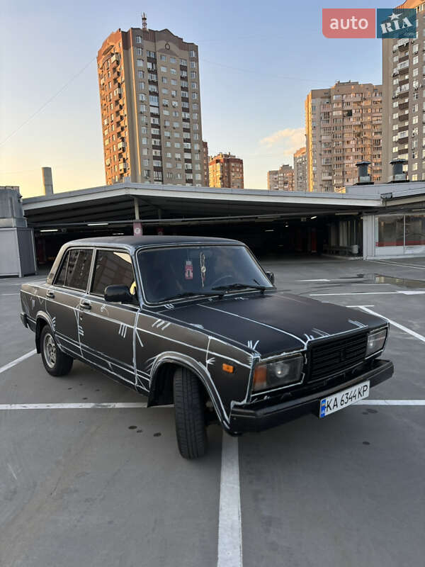 Седан ВАЗ / Lada 2107 2008 в Києві