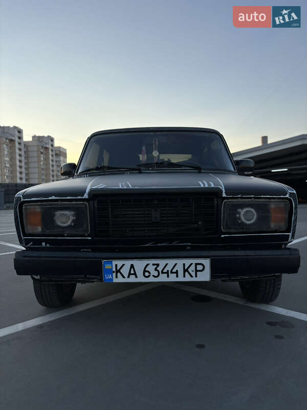 Седан ВАЗ / Lada 2107 2008 в Києві