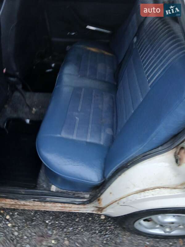 Седан ВАЗ / Lada 2107 1995 в Мукачево фото 10 Седан ВАЗ / Lada 2107 1995 в Мукачево