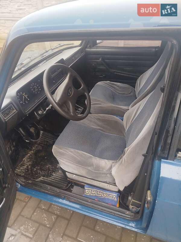 Седан ВАЗ / Lada 2107 2003 в Рожище