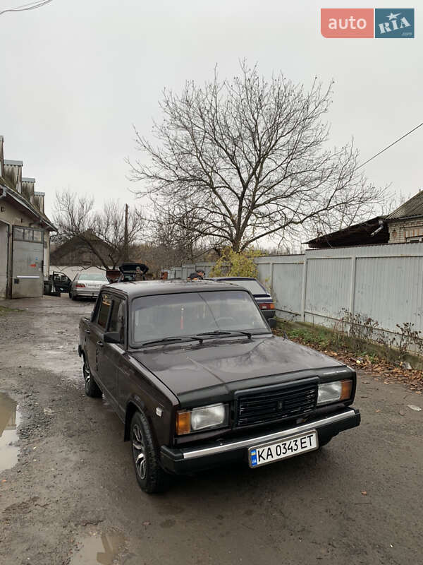 Седан ВАЗ / Lada 2107 2004 в Бершади фото 3 Седан ВАЗ / Lada 2107 2004 в Бершади