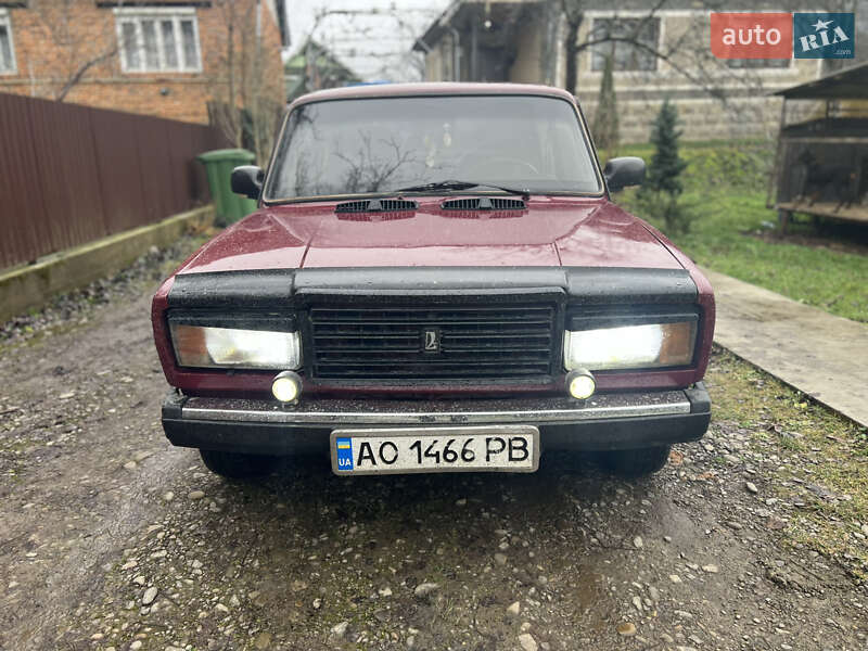 Седан ВАЗ / Lada 2107 2005 в Біловарці