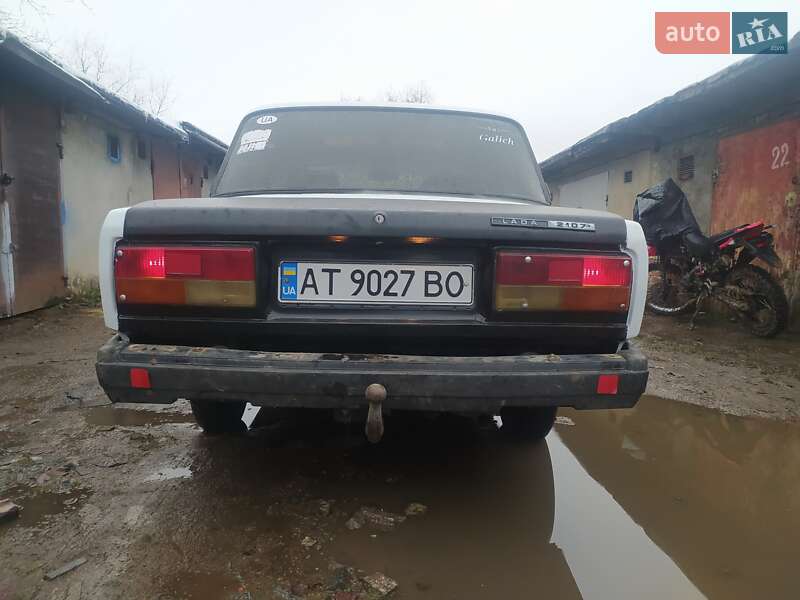 Седан ВАЗ / Lada 2107 1985 в Калуші