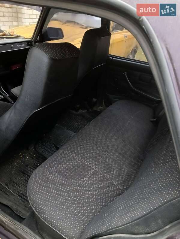 Седан ВАЗ / Lada 2107 2005 в Киеве фото 8 Седан ВАЗ / Lada 2107 2005 в Киеве